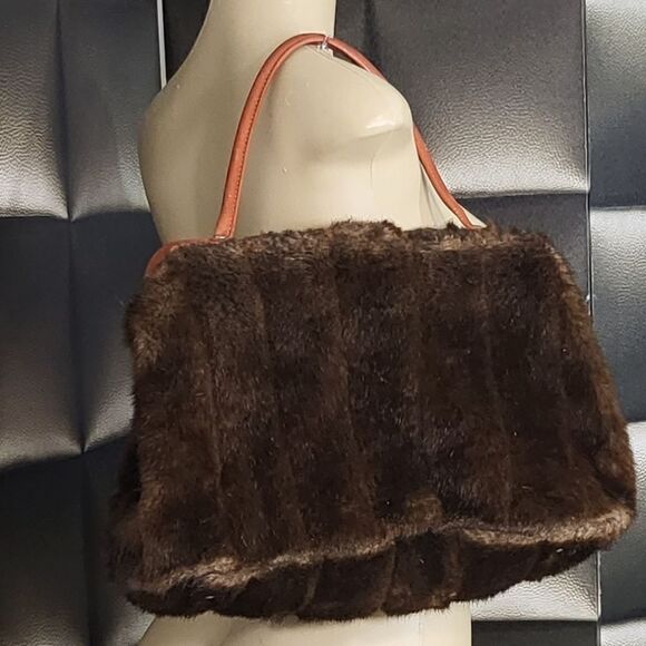 Sondra Roberts purse - Picture 4 of 13